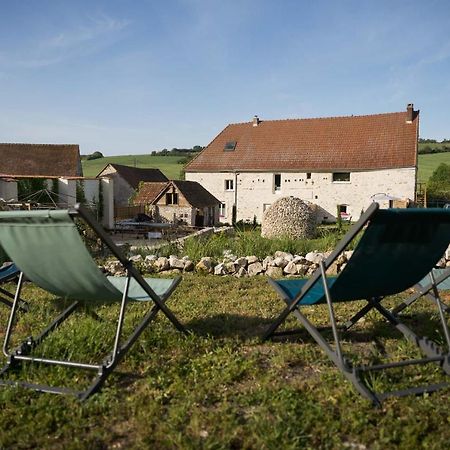 Villa Les Bories En Champagne Montlevon Esterno foto