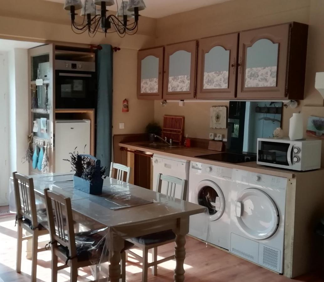 Villa Les Bories En Champagne Montlevon Esterno foto
