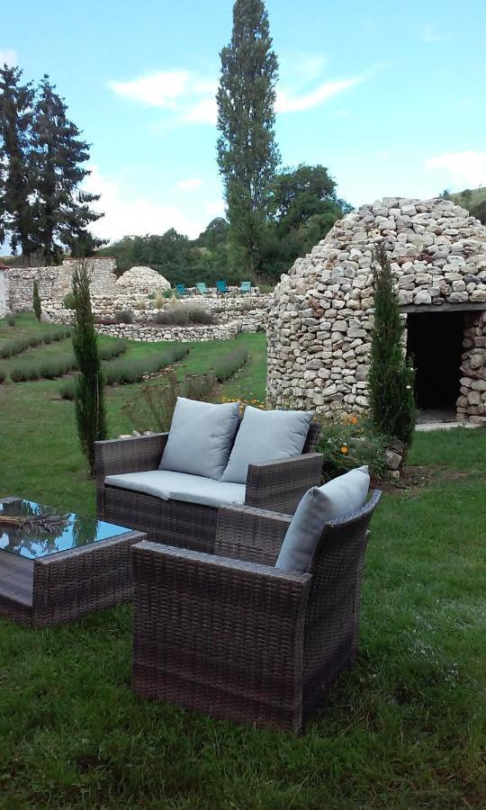 Villa Les Bories En Champagne Montlevon Esterno foto
